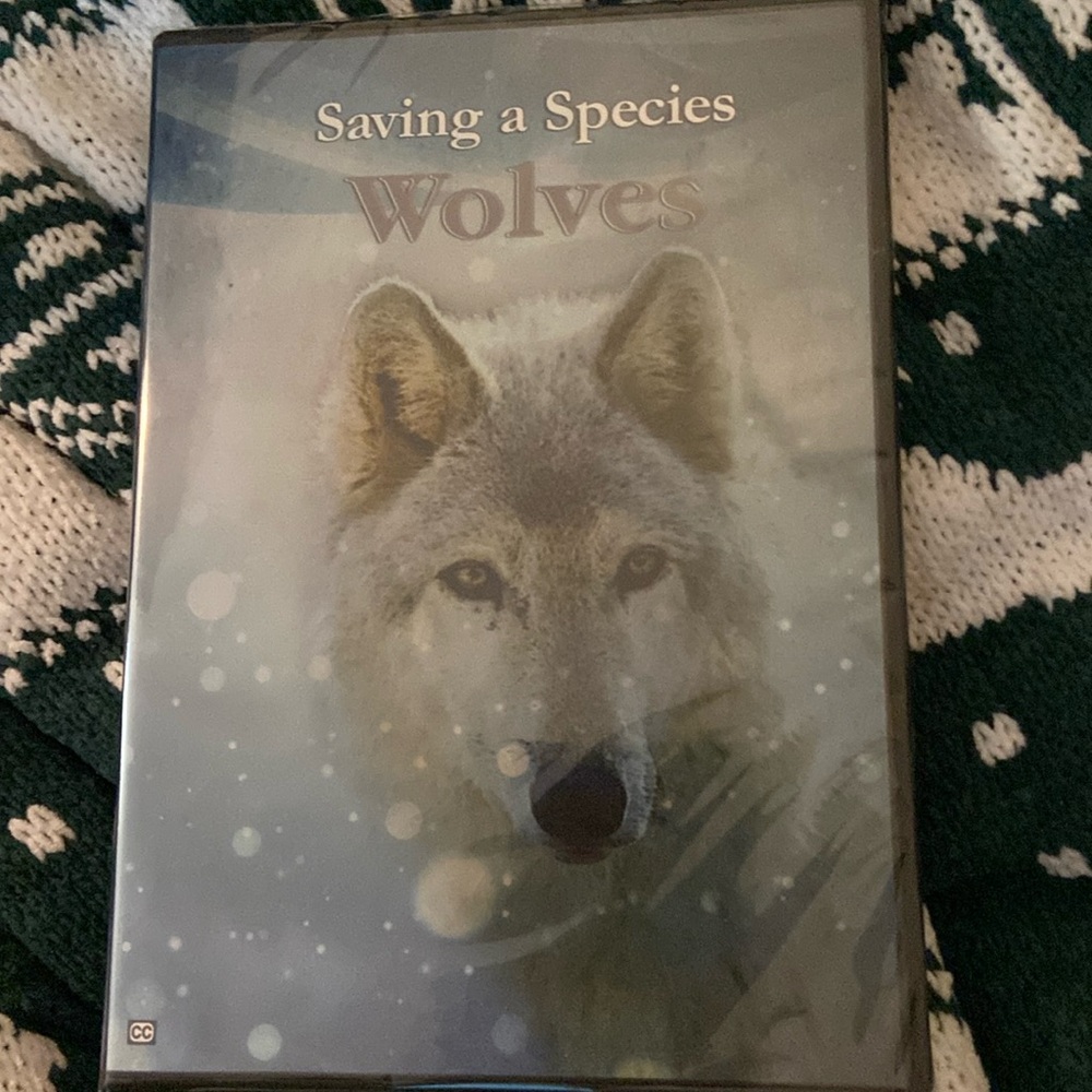 Shamu Tv Saving a Species Wolves DVD unopened